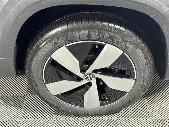 new 2025 Volkswagen Taos car, priced at $27,989