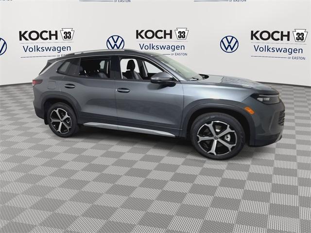 new 2025 Volkswagen Tiguan car, priced at $34,771