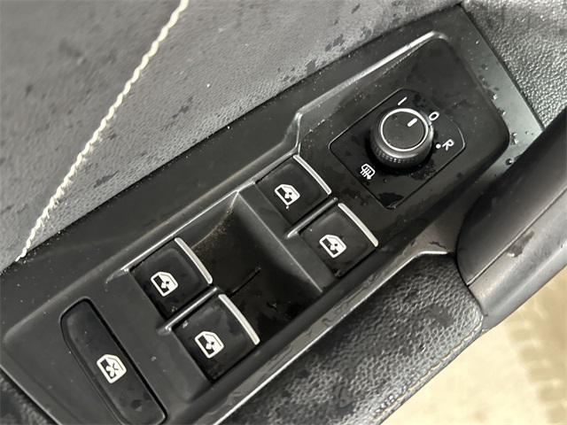 used 2022 Volkswagen Tiguan car, priced at $24,784