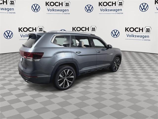 new 2025 Volkswagen Atlas car, priced at $51,431