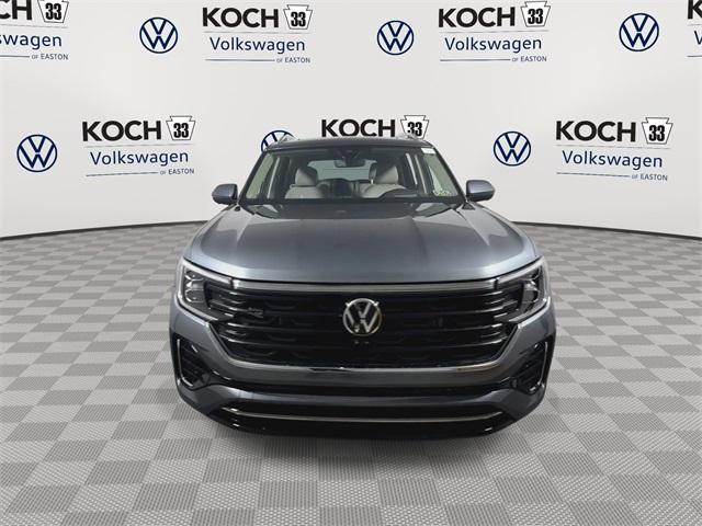 new 2025 Volkswagen Atlas car, priced at $51,431