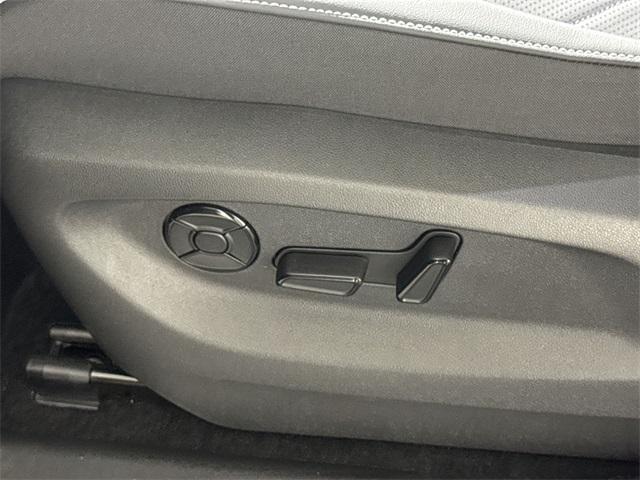 new 2025 Volkswagen Tiguan car, priced at $35,236