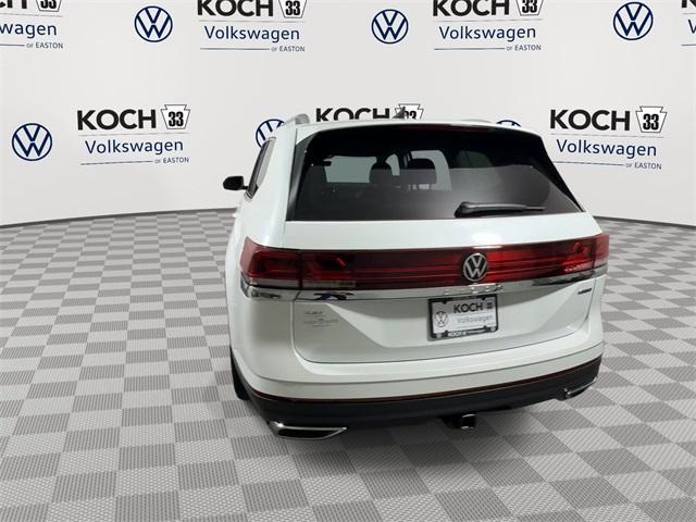 new 2025 Volkswagen Atlas car, priced at $46,911
