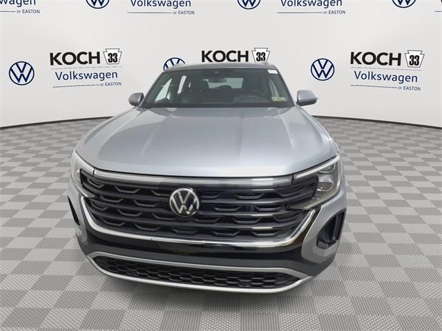 new 2026 Volkswagen Atlas Cross Sport car, priced at $42,412