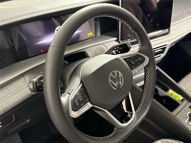 new 2025 Volkswagen Tiguan car, priced at $32,376