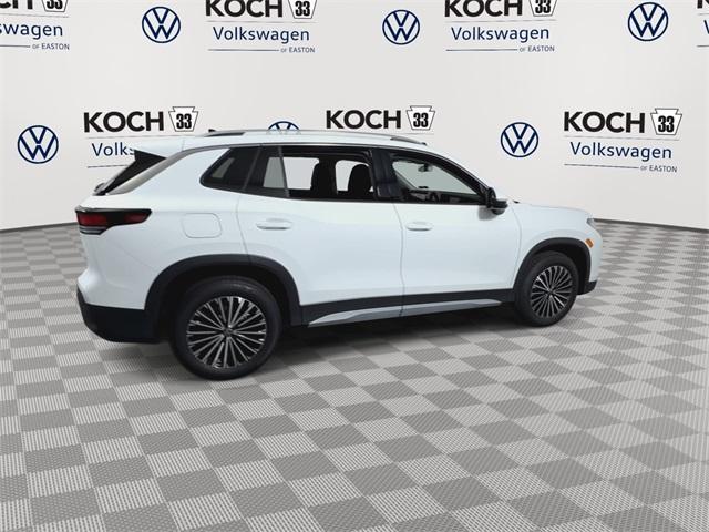 new 2025 Volkswagen Tiguan car, priced at $32,376