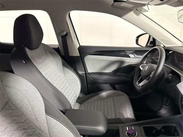 new 2025 Volkswagen Tiguan car, priced at $32,376