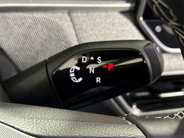 new 2025 Volkswagen Tiguan car, priced at $32,376