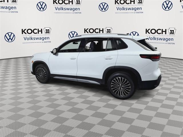 new 2025 Volkswagen Tiguan car, priced at $32,376