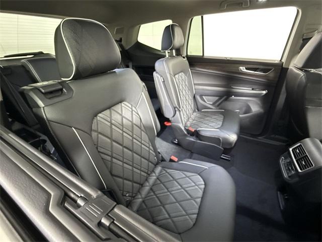 new 2025 Volkswagen Atlas car, priced at $51,886