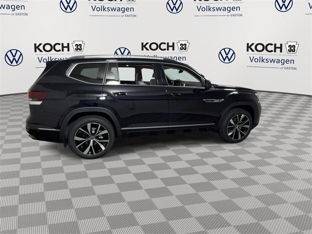 new 2025 Volkswagen Atlas car, priced at $50,736