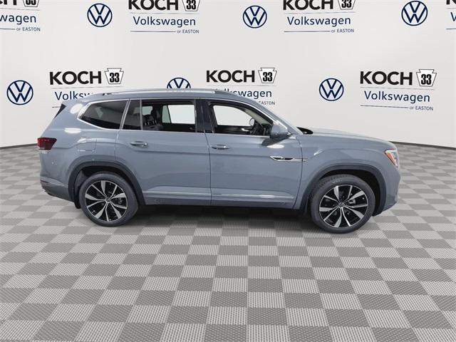 new 2025 Volkswagen Atlas car, priced at $53,691