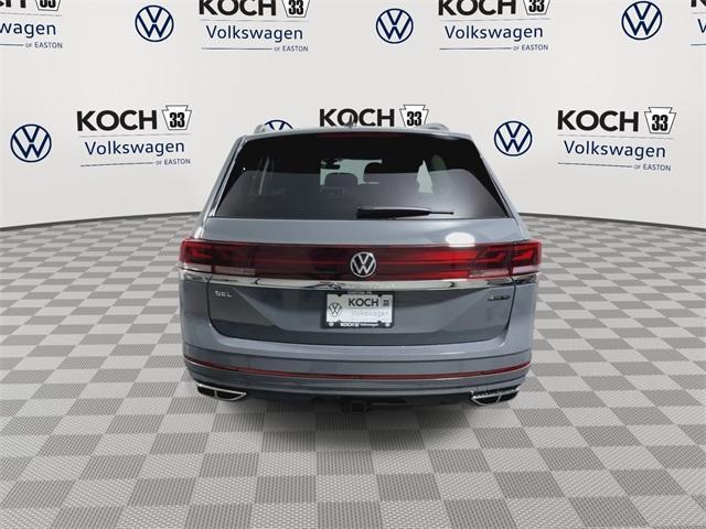 new 2025 Volkswagen Atlas car, priced at $53,691