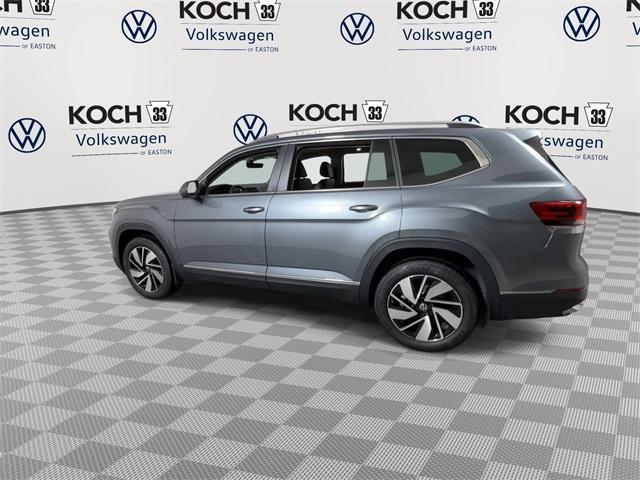 new 2025 Volkswagen Atlas car, priced at $48,261