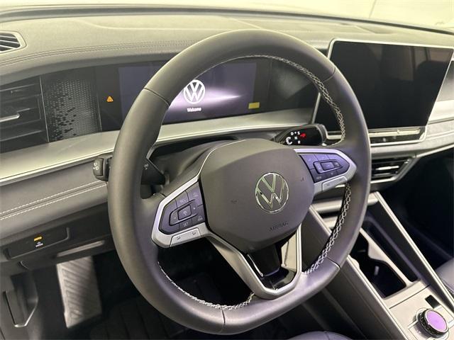 new 2025 Volkswagen Tiguan car, priced at $33,625