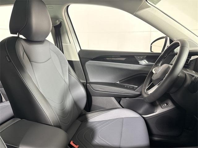 new 2025 Volkswagen Tiguan car, priced at $33,625