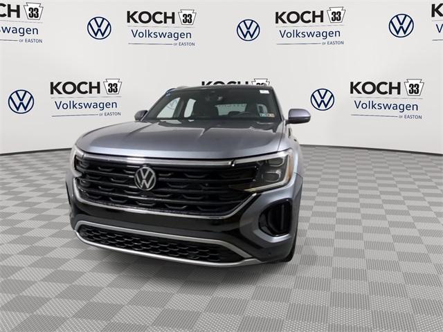 new 2024 Volkswagen Atlas Cross Sport car, priced at $38,348