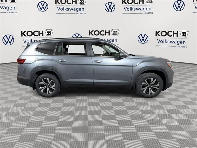 new 2025 Volkswagen Atlas car, priced at $38,877