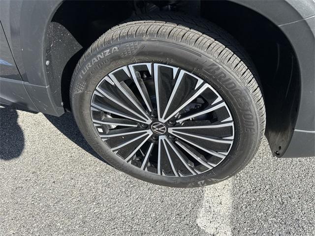 new 2025 Volkswagen Taos car, priced at $29,066