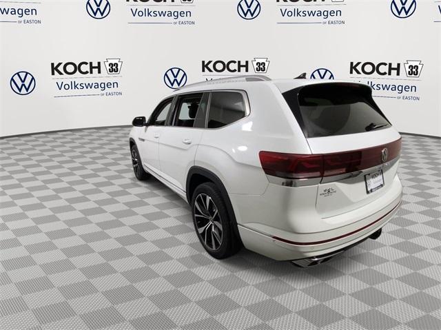 new 2025 Volkswagen Atlas car, priced at $54,886