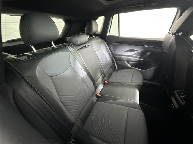 new 2025 Volkswagen Tiguan car, priced at $39,202