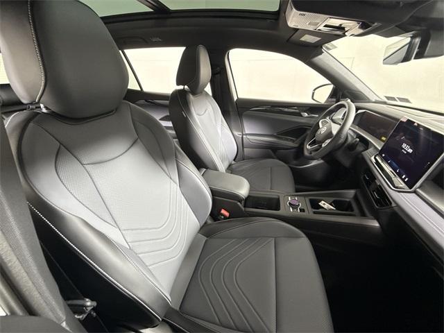 new 2025 Volkswagen Tiguan car, priced at $39,202