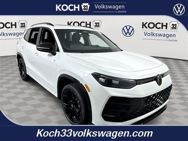 new 2025 Volkswagen Tiguan car, priced at $39,202