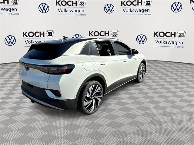 new 2025 Volkswagen ID.4 car, priced at $54,916