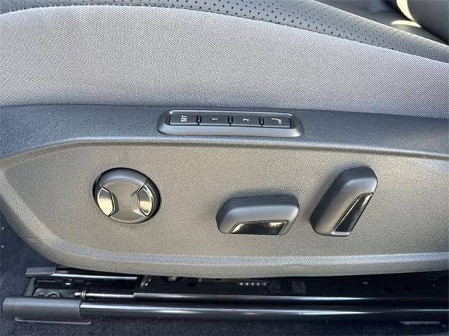 new 2025 Volkswagen ID.4 car, priced at $54,916
