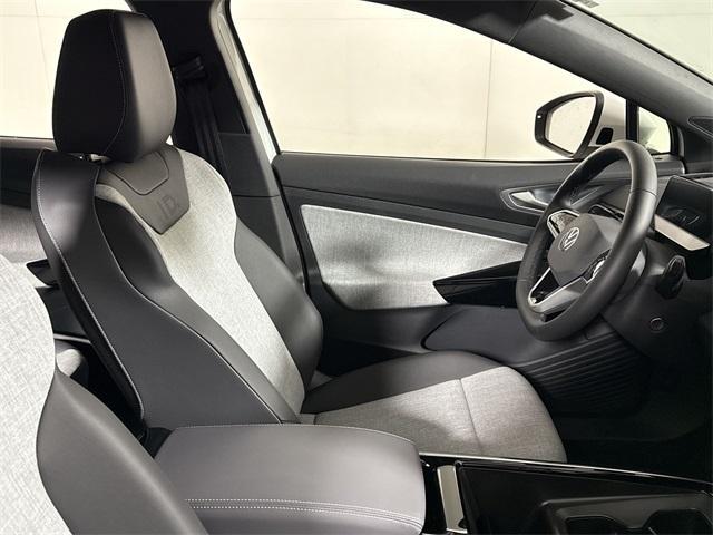 new 2025 Volkswagen ID.4 car, priced at $46,271