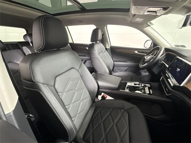 new 2026 Volkswagen Atlas car, priced at $48,659