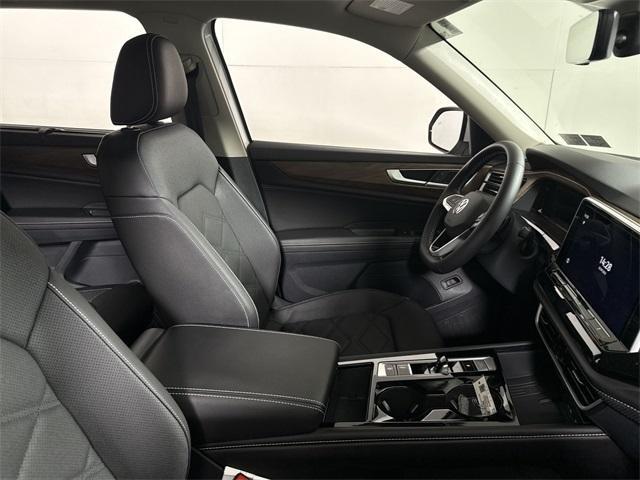 new 2026 Volkswagen Atlas car, priced at $48,659