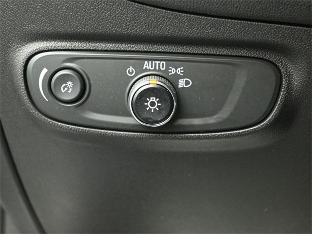 used 2022 Chevrolet Equinox car, priced at $18,850