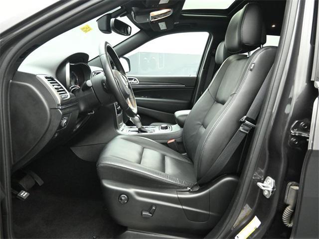 used 2020 Jeep Grand Cherokee car, priced at $17,999