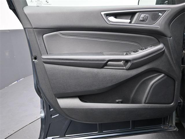used 2022 Ford Edge car, priced at $30,989