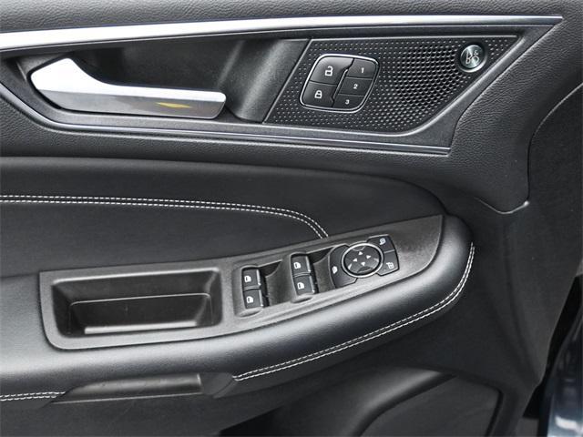 used 2022 Ford Edge car, priced at $30,989