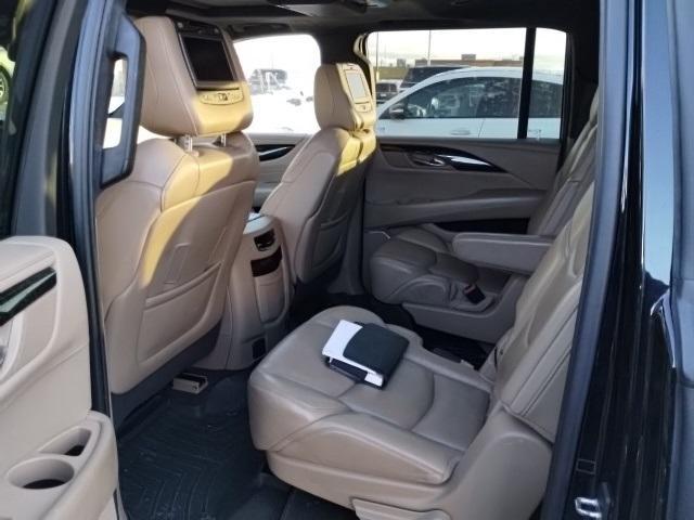 used 2019 Cadillac Escalade ESV car, priced at $38,500