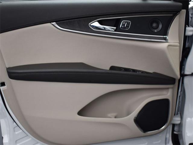 used 2020 Lincoln Nautilus car, priced at $26,595