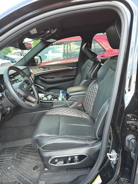 used 2024 Jeep Grand Cherokee car, priced at $53,999