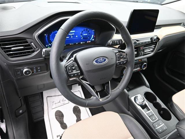 used 2022 Ford Escape car, priced at $30,800