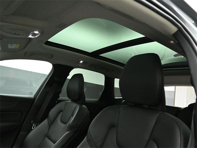 used 2020 Volvo XC60 car, priced at $21,525