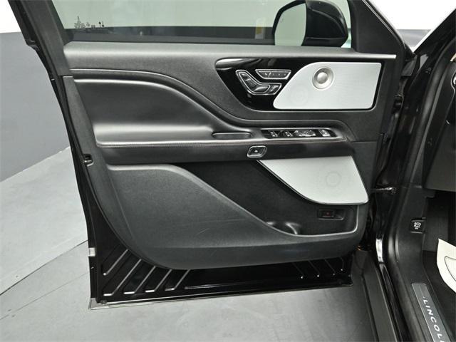 used 2021 Lincoln Aviator car, priced at $25,999