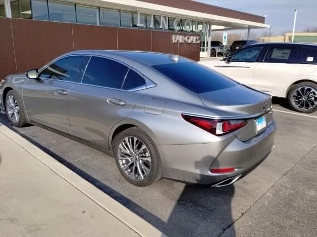 used 2020 Lexus ES 350 car, priced at $31,295