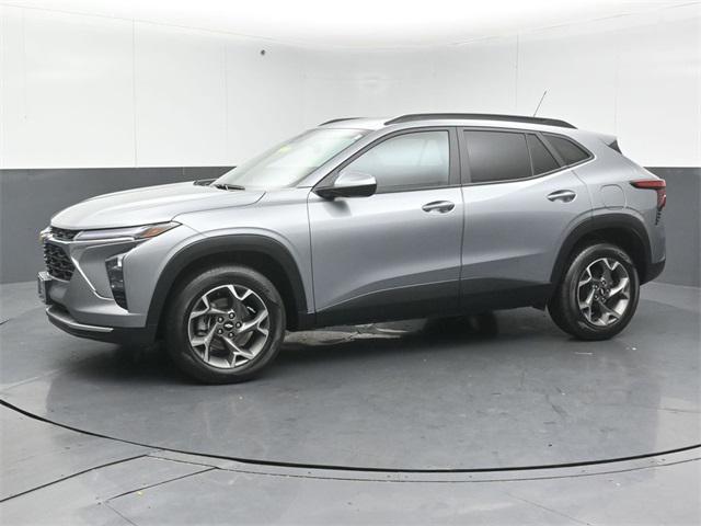 used 2025 Chevrolet Trax car, priced at $21,999
