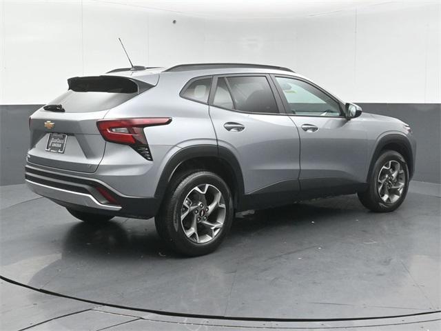 used 2025 Chevrolet Trax car, priced at $21,999
