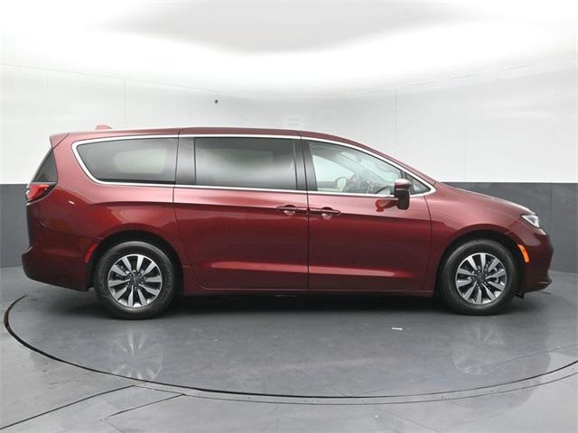 used 2022 Chrysler Pacifica Hybrid car, priced at $29,495