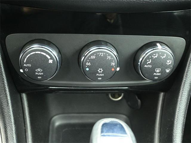 used 2014 Chrysler 200 car, priced at $8,999