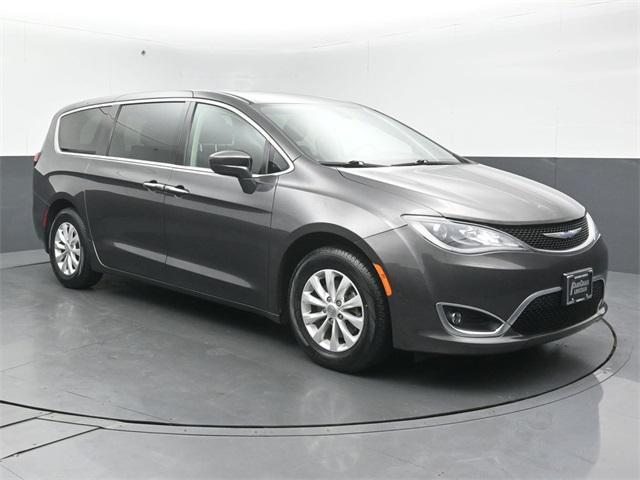 used 2019 Chrysler Pacifica car, priced at $20,425