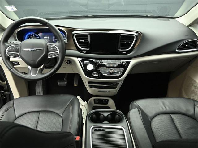 used 2017 Chrysler Pacifica car, priced at $13,795