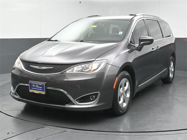 used 2017 Chrysler Pacifica car, priced at $13,795